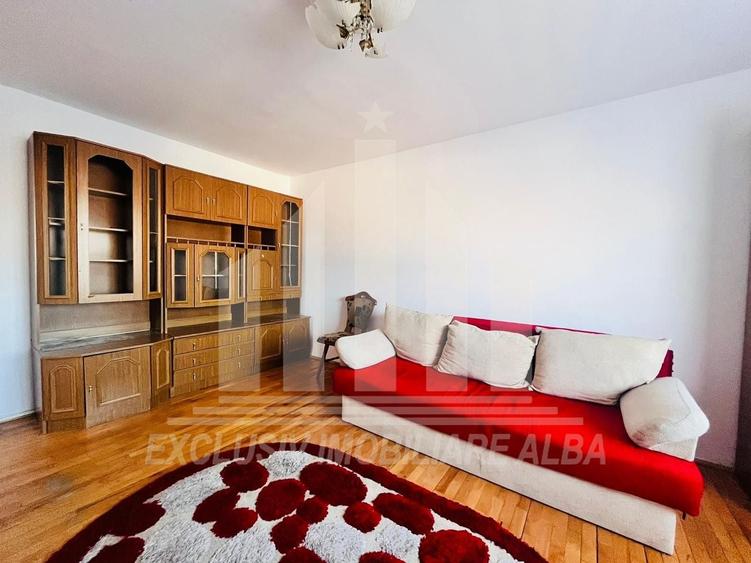 Apartament cu 2 camere decomandat, mobilat în Ampoi 3