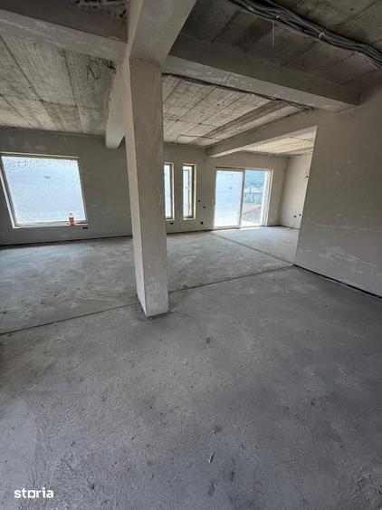 Casă cu 4 camere cu Teren 500 Mp în Corunca