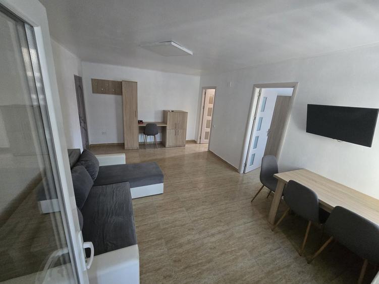 Apartament cu 2 camere decomandat în Radu Negru