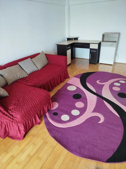 Apartament cu 2 camere decomandat în Buzaului