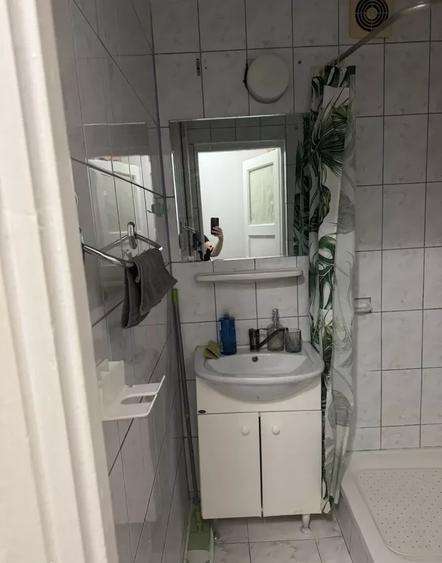 Apartament cu 2 camere decomandat, mobilat în Centrul Civic