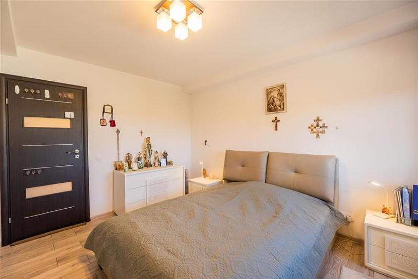 Casă individuală cu 4 camere cu Teren 228 Mp în Bartolomeu