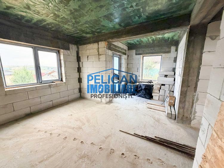 Casă individuală cu 4 camere cu Teren 500 Mp în Malcoci