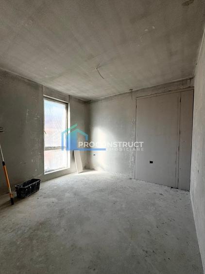 Apartament cu 2 camere decomandat în Giroc