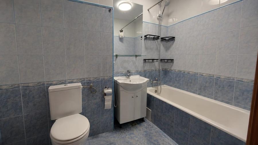 Apartament cu 2 camere semidecomandat, mobilat în Titan
