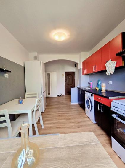Apartament cu 2 camere decomandat în Dristor