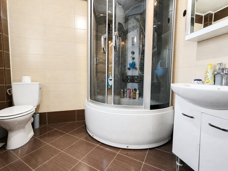 Apartament cu 2 camere decomandat în Chiajna