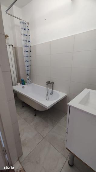 Casă cu 3 camere cu Teren 497 Mp în Central