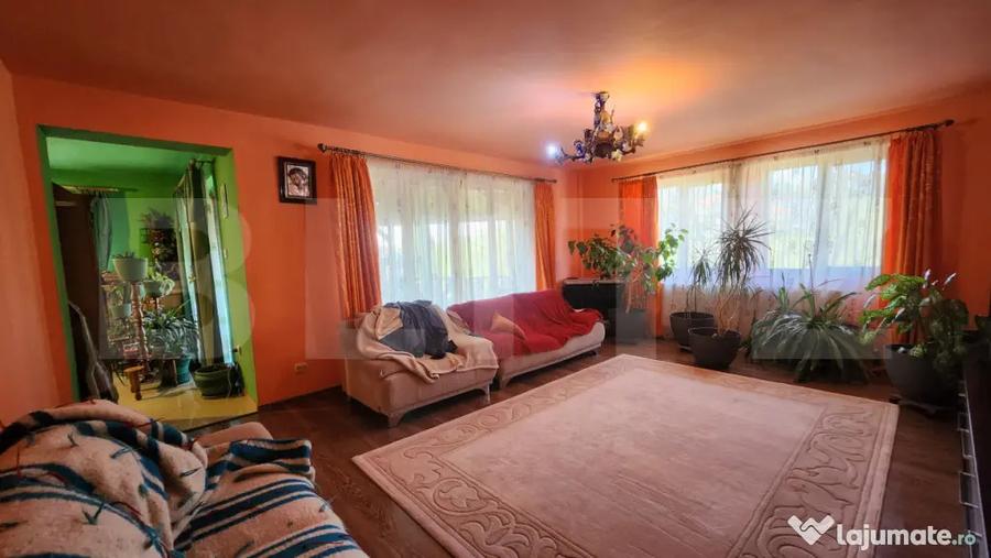 Casă cu 4 camere cu Teren 1232 Mp în Central