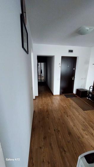 Apartament cu 4 camere decomandat în Obcini