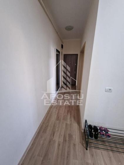 Apartament cu 2 camere decomandat în Dumbrăvița
