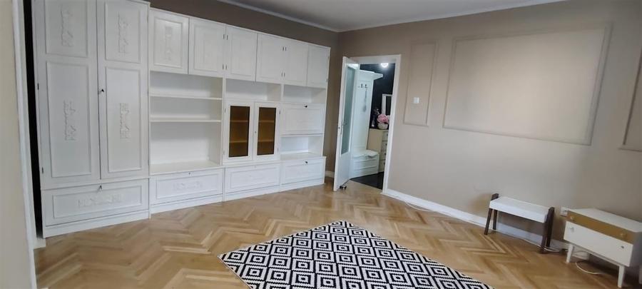 Apartament cu 2 camere semidecomandat în Nufărul
