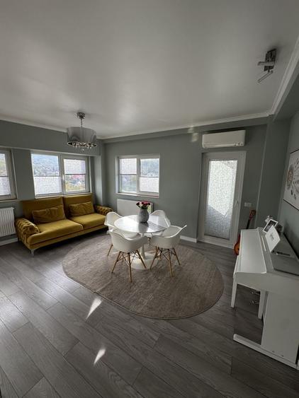 Apartament cu 2 camere decomandat în Petru Rareș