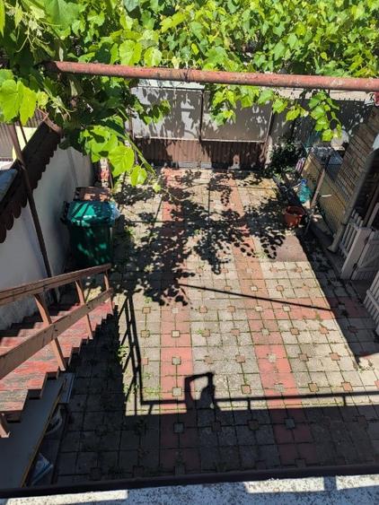 Casă cu 3 camere cu Teren 250 Mp în Central