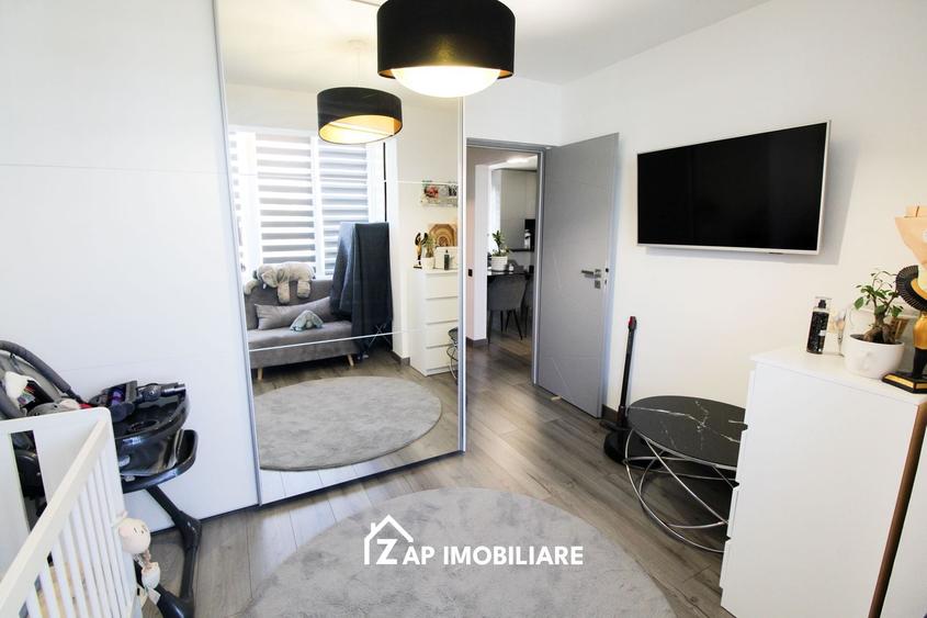 Apartament cu 3 camere decomandat, mobilat în Tudor