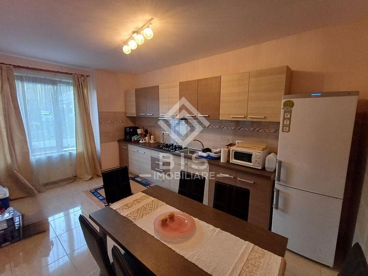 Casă individuală cu 5 camere cu Canalizare în Caila