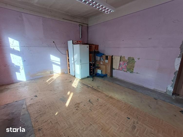 Spațiu comercial, de 38 mp, în Central