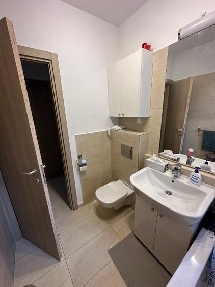 Apartament cu 2 camere semidecomandat, mobilat în Băneasa
