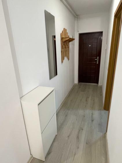 Apartament cu 2 camere semidecomandat în Nord