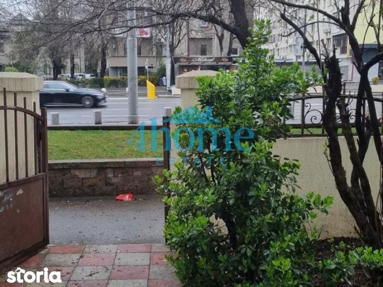 Apartament cu 4 camere în Centrul Civic