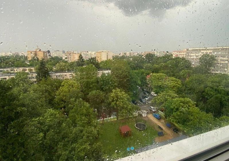 Apartament cu 2 camere decomandat în Alexandru Obregia