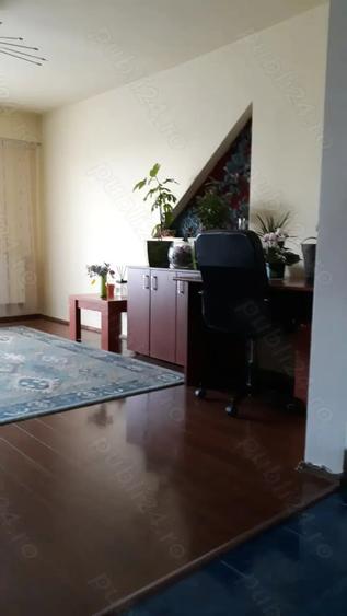 Apartament cu 3 camere decomandat în Tudor