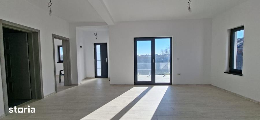 Casă cu 3 camere cu Teren 270 Mp în Central
