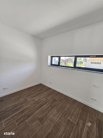 Casă cu 4 camere cu Teren 200 Mp în Central