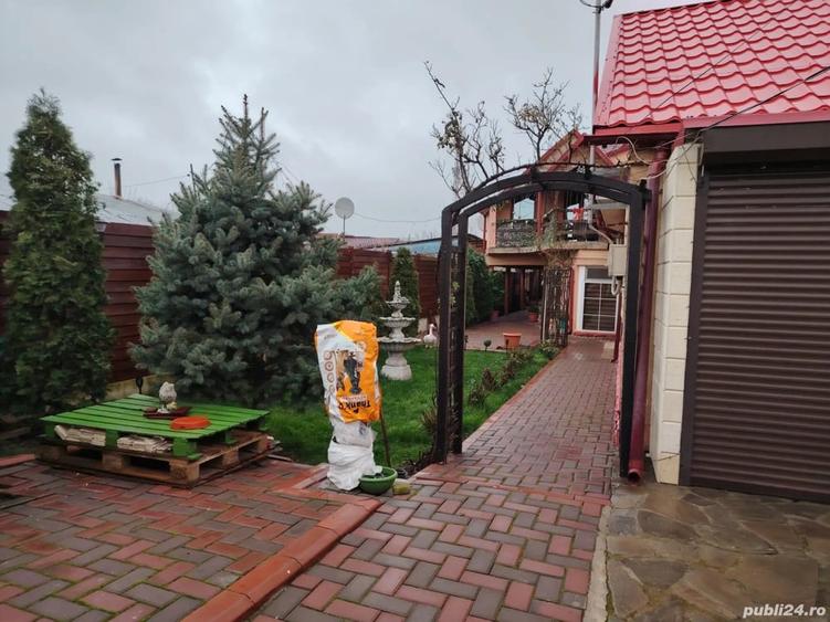 Casă cu 6 camere cu Teren 390 Mp în Central