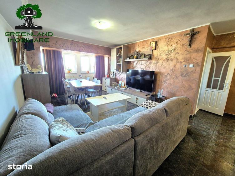 Apartament cu 3 camere decomandat în Ultracentral