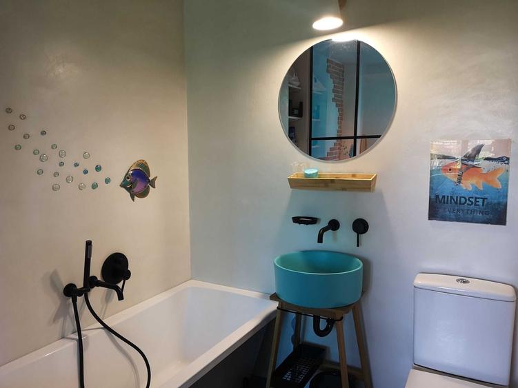 Apartament cu 3 camere decomandat, mobilat în Cișmigiu