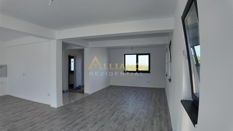 Casă individuală cu 4 camere cu Teren 422 Mp în Berceni