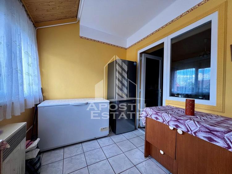 Casă cu 2 camere cu Canalizare în Central