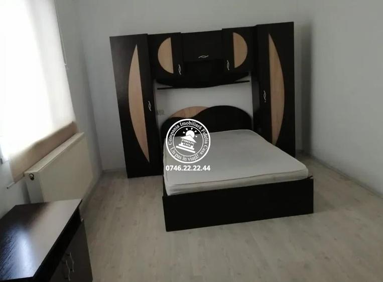 Garsonieră decomandată, mobilată în Nicolina