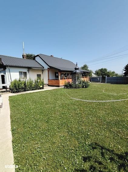 Casă cu 3 camere cu Teren 1500 Mp în Verești