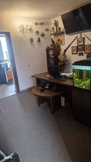 Spațiu comercial, de 50 mp, în Titan