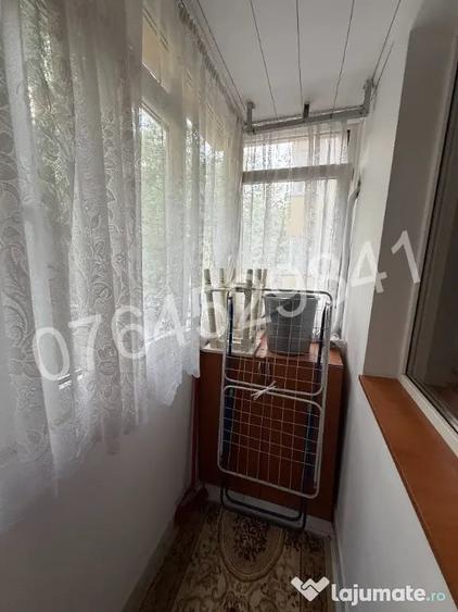 Apartament cu 2 camere decomandat în Lacul Tei