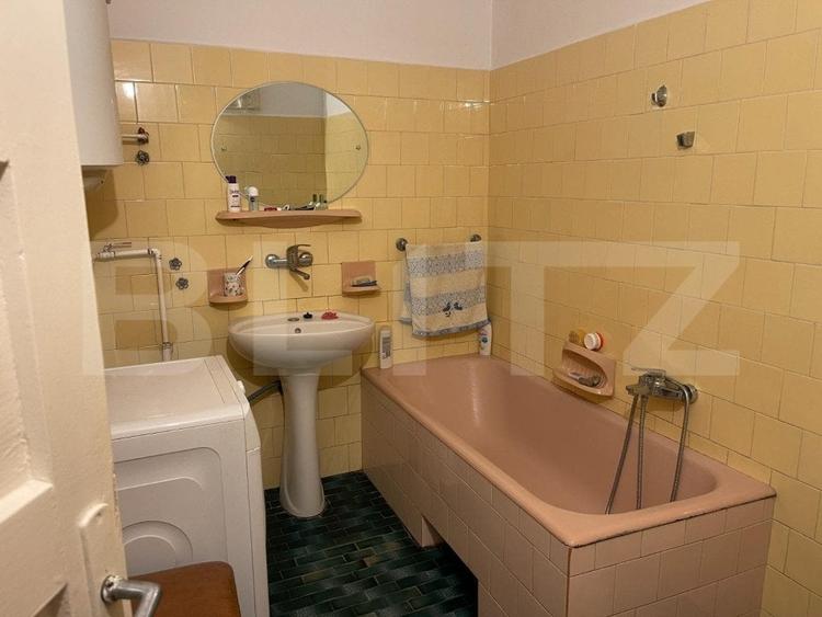 Casă individuală cu 16 camere cu Garaj în Titulescu