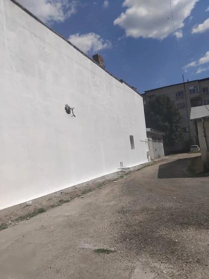 Casă cu 6 camere cu Teren 298 Mp în Corabia