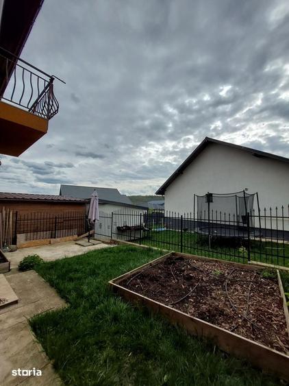 Casă cu 3 camere cu Teren 100 Mp în Miroslava