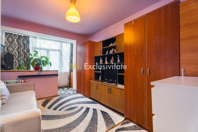 Apartament cu 3 camere semidecomandat în Crângași