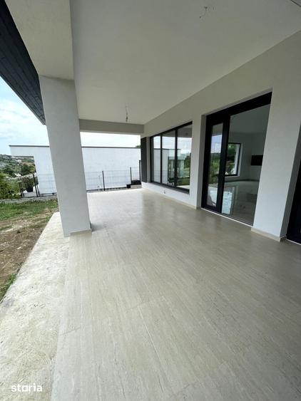 Casă cu 4 camere cu Teren 750 Mp în Paleu