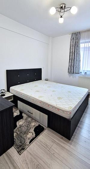 Apartament cu 2 camere semidecomandat în Palat