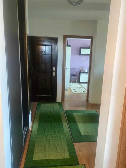 Apartament cu 2 camere decomandat în Moara