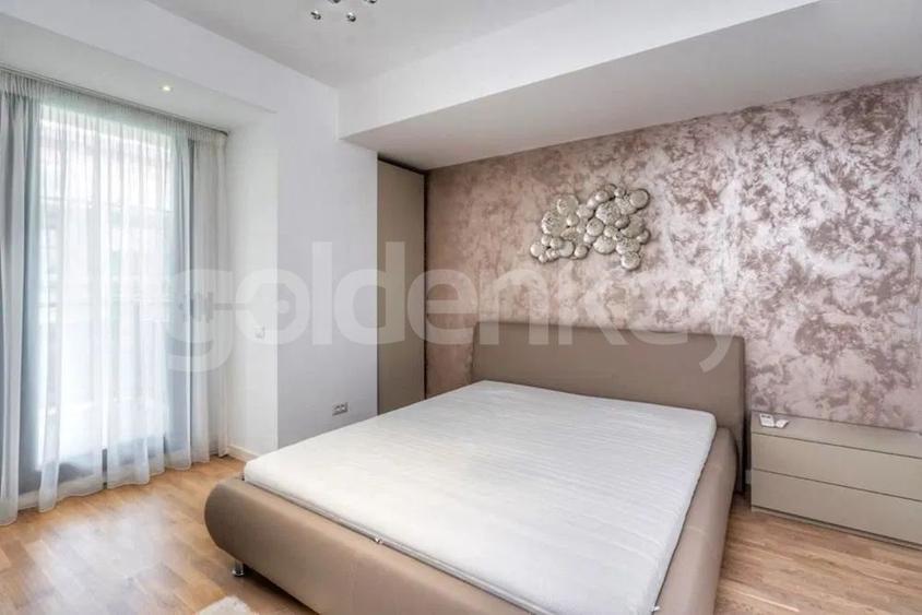 Apartament cu 4 camere decomandat, mobilat în Herăstrău