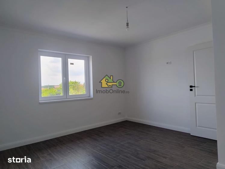Casă cu 4 camere cu Teren 300 Mp în Șag