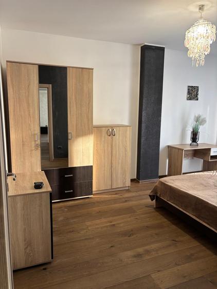 Apartament cu 2 camere decomandat în Zorilor