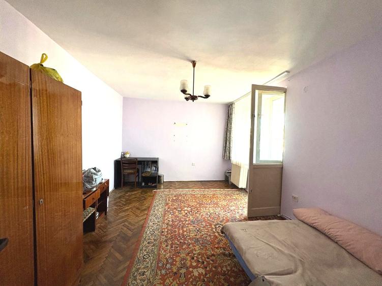 Apartament cu 2 camere decomandat în Ultracentral