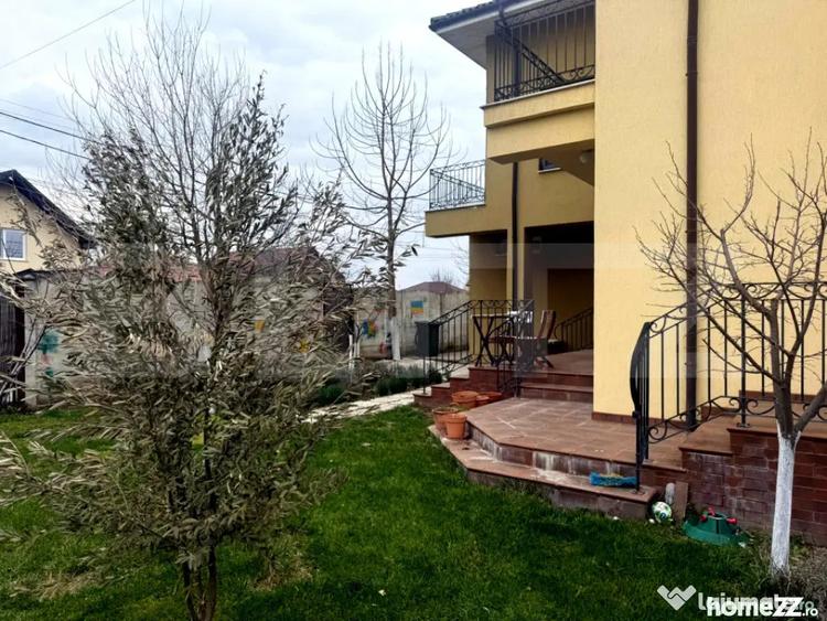 Casă cu 4 camere cu Teren 700 Mp în Central