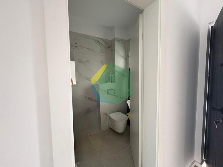 Duplex cu 5 camere cu Canalizare în Central